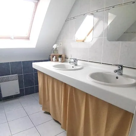 Maison Confort Avec Jardin Et Parking * Tregomeur